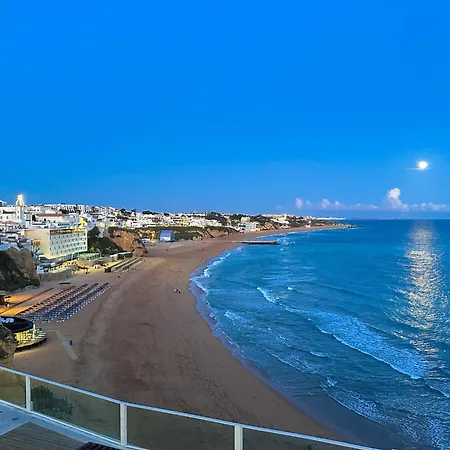 Charming Algarvianoceanfront Townhouse By Becherish Ferienhaus Albufeira