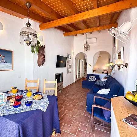 Charming Algarvianoceanfront Townhouse By Becherish Albufeira