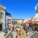 Feriehus Charming Algarvianoceanfront Townhouse By Becherish Albufeira