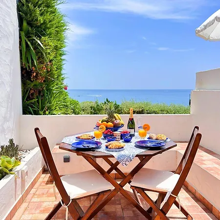 펜션 Charming Algarvianoceanfront Townhouse By Becherish *