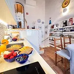 Сasa de vacaciones Charming Algarvianoceanfront Townhouse By Becherish *